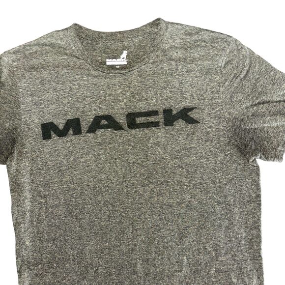 Mack Truck  Men’s Green T Shirt Size Medium - Picture 2 of 5